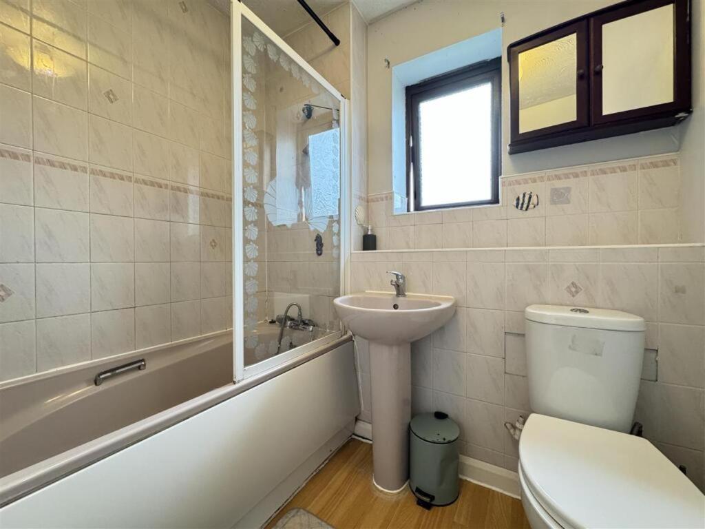 Clove, 3-4 Bed House With Garden, Free Parking, Sleeps 9 In Grays & Chafford Hundred Stifford Zewnętrze zdjęcie